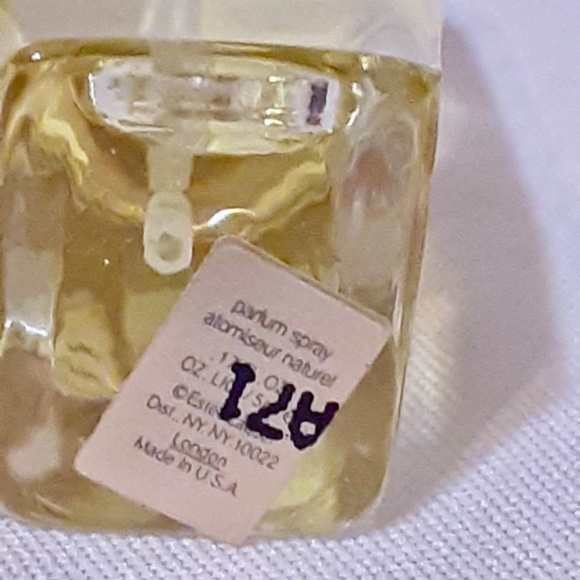 💲SALE💲New Estee Lauder Dazzling Gold Small Parfum Spray .17oz - Picture 2 of 3